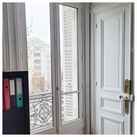 Fenêtres haussmannienne bois sur mesure à Paris 8ème - La Fermeture Parisienne