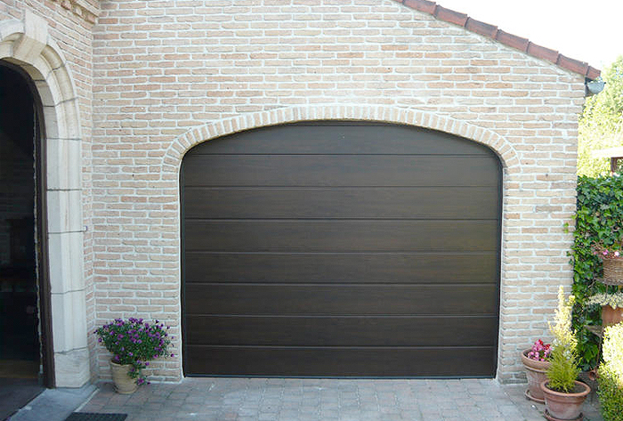 Pose de portes de garage sectionnelles Hörmann dans les Yvelines  - La Fermeture Parisienne - Velizy-villacoublay