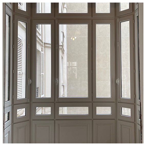 Bow Window Fenêtres bois Atulam à Paris 17 - La Fermeture Parisienne