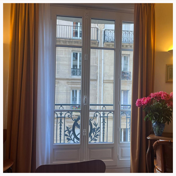 Portes fenêtres bois sur mesure Atulam à Paris - La Fermeture Parisienne
